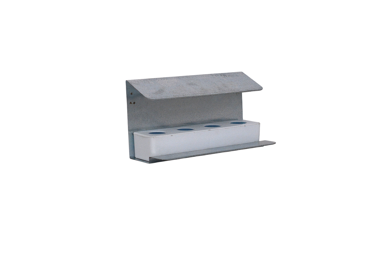 Bebedero con soporte